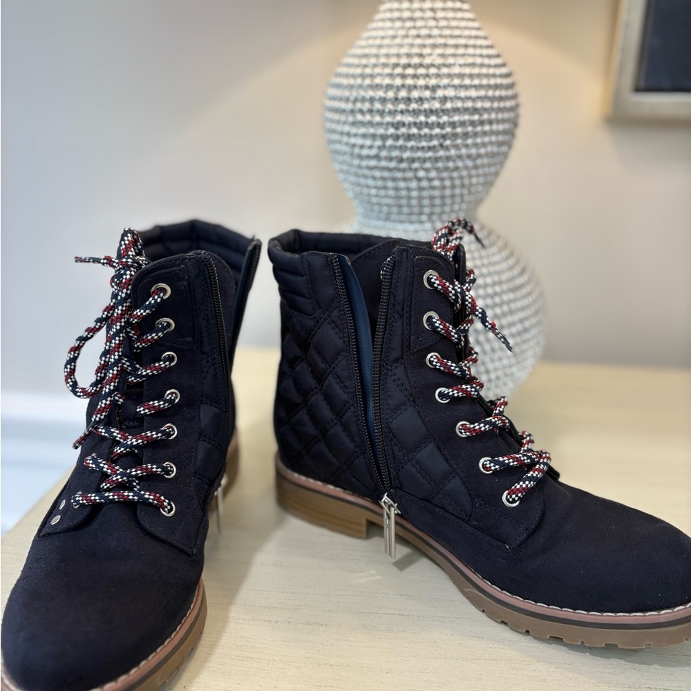 Tommy Hilfiger Black Quilted Lace-Up Boots